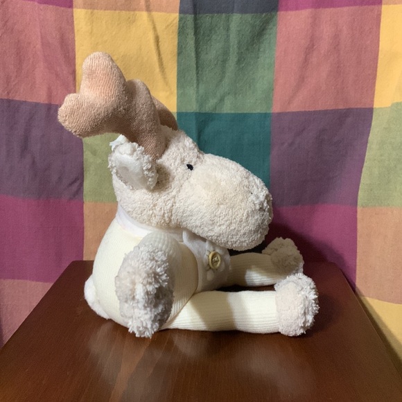 Stuffed Winter ❄️ Moose 🫎 with Scarf - Picture 5 of 8